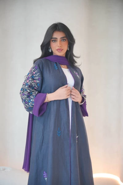 Linen abaya in navy blue with embroidery C:IB291